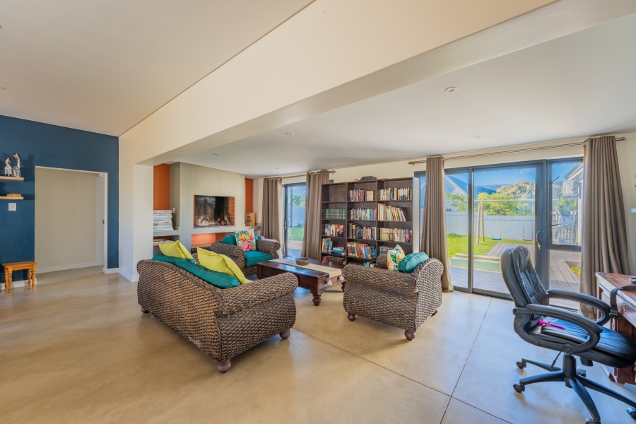 4 Bedroom Property for Sale in St Francis Links Eastern Cape